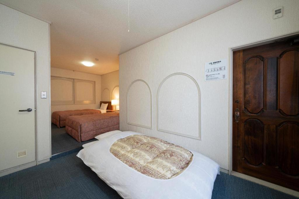 Royal Hotel Uohachi Тойота Екстериор снимка