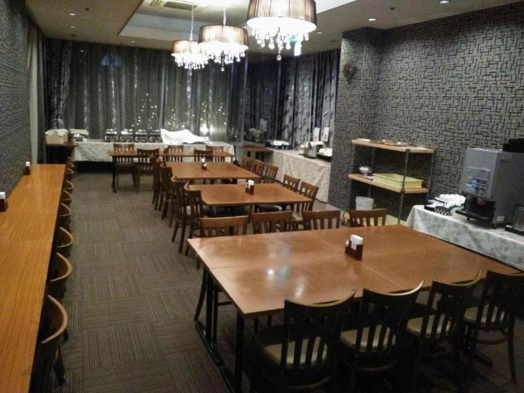 Royal Hotel Uohachi Тойота Екстериор снимка