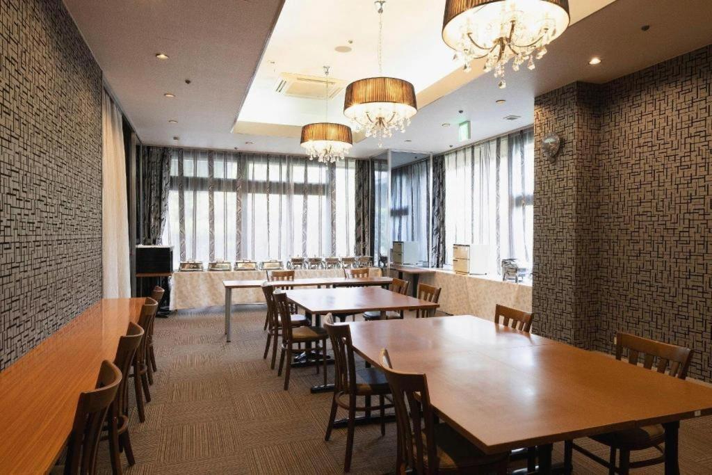 Royal Hotel Uohachi Тойота Екстериор снимка